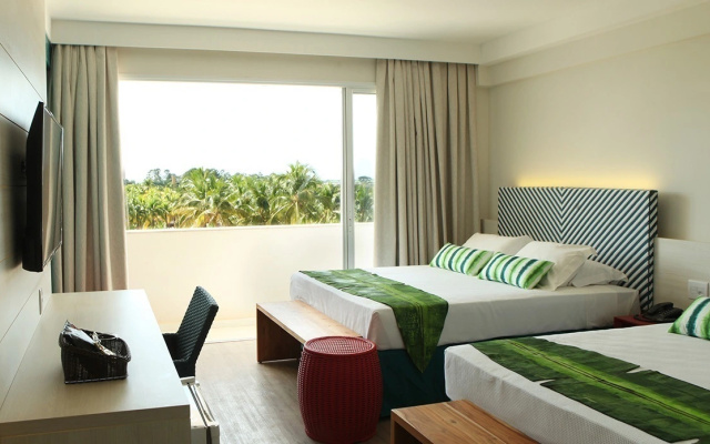 Hot Beach Resort