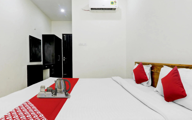 Hotel O S D Palace