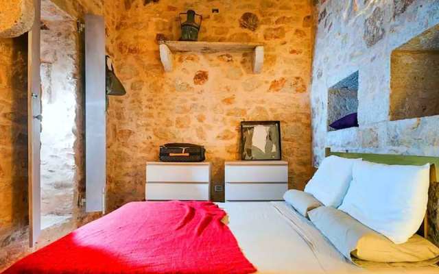 Lush Holiday Home in Ragusa with Pool & Antique Interiors