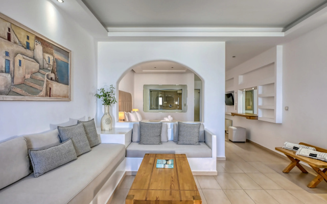 Splendour Hotel and Suites