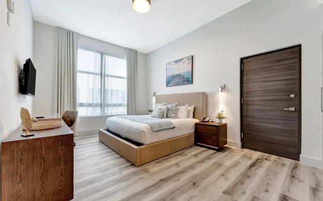 Hollywood's Beachside Condos