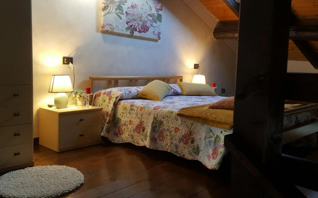 Appealing holiday home in Crone with terrace
