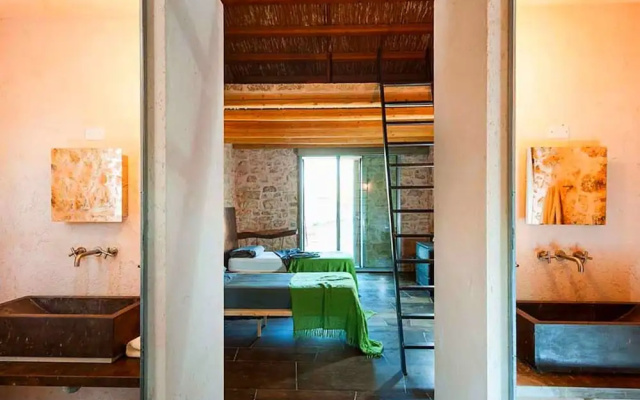 Lush Holiday Home in Ragusa with Pool & Antique Interiors