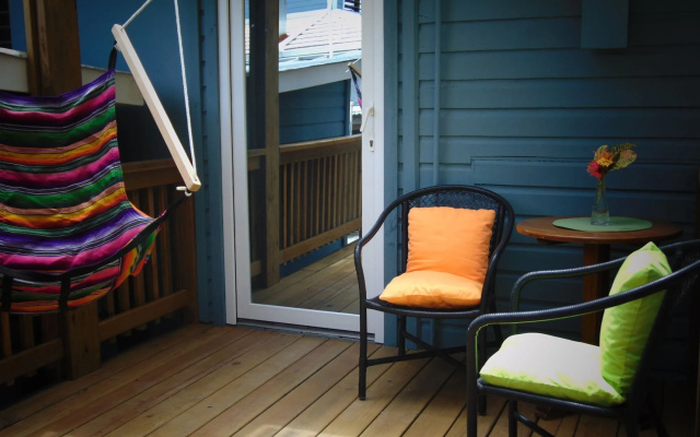 Barefoot Cay Resort