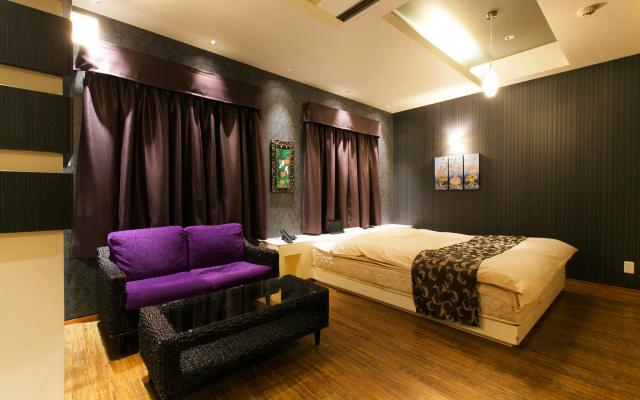 Hotel Atlantis (Adult Only)