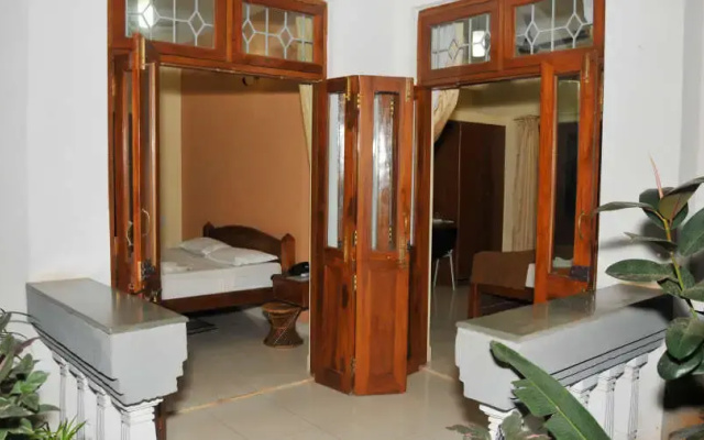 OYO 17050 Shalom Resort