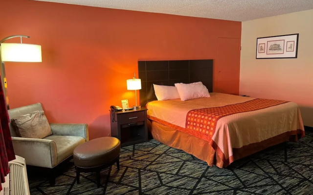 Travelerslodge Motel