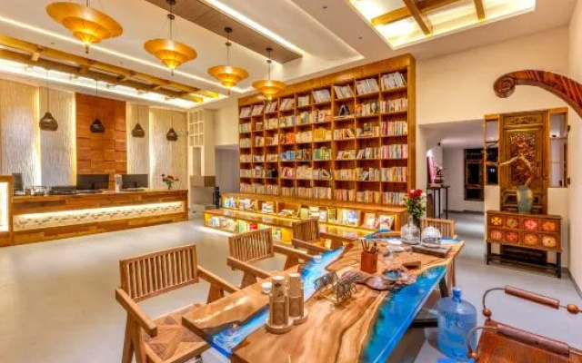 Dongpo Shuba Hotel (Jinlinwan Love Town, Qilin District)