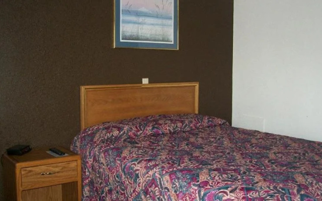 1st Interstate Inn - Alliance