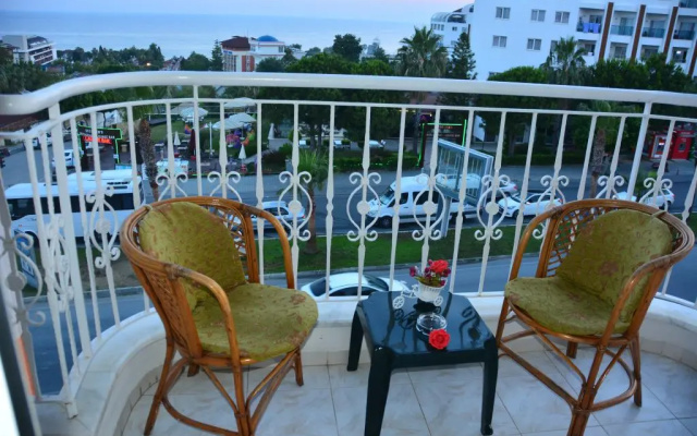 Side Center Hotel