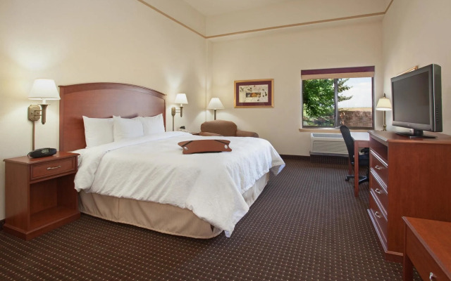 Hampton Inn & Suites Parker
