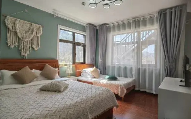 Great Wall Yijing Homestay (Mutianyu Great Wall Branch)