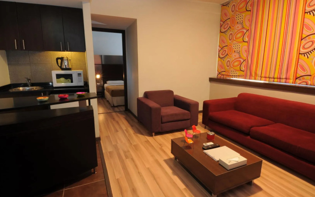 Suite Hotel Chrome
