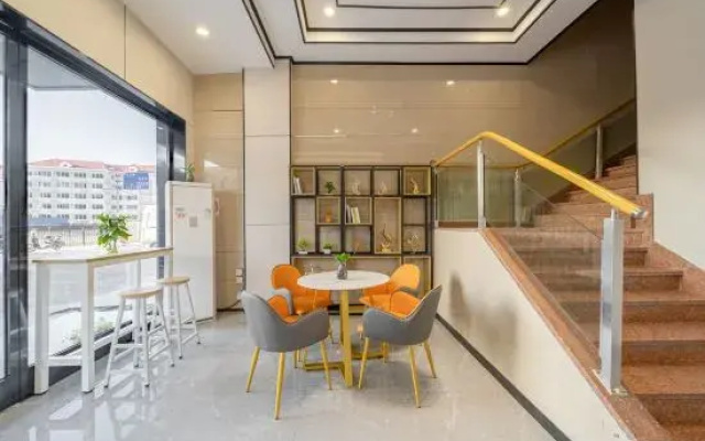 Harmonious Business Hotel (Shanghai East China University of Technology Branch)