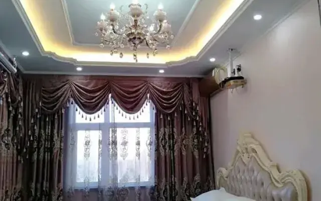 Wuchang Wei'ai Theme Hotel