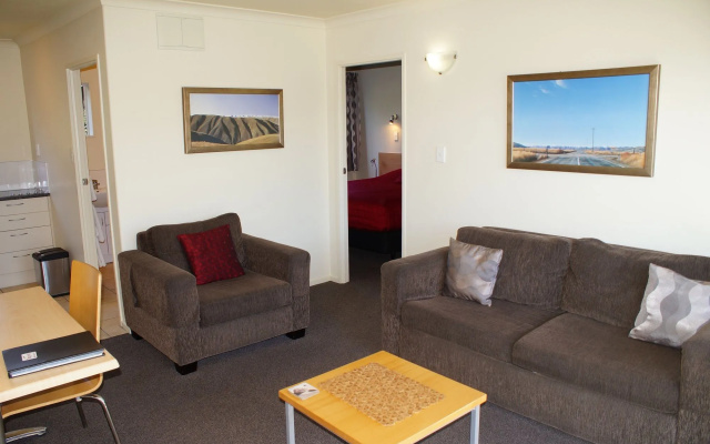 Taylors Motel