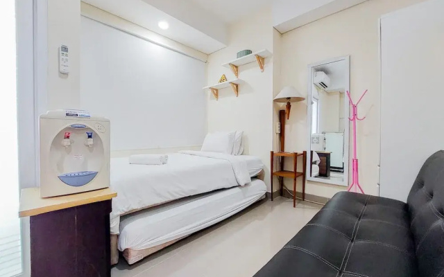 Fancy And Strategic Studio Apartment At B Residence