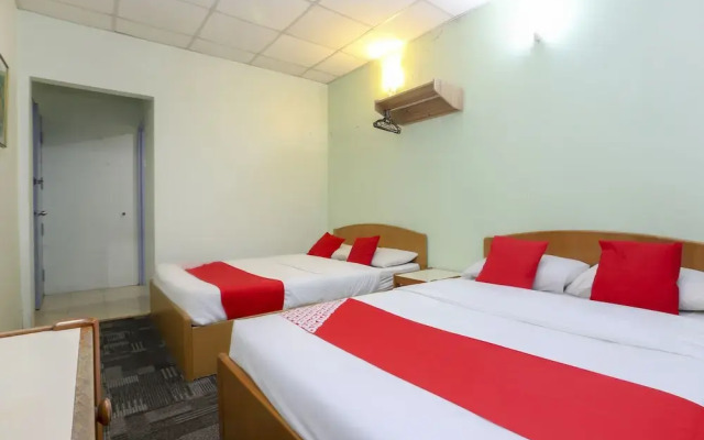 Madani Muslim Hotel