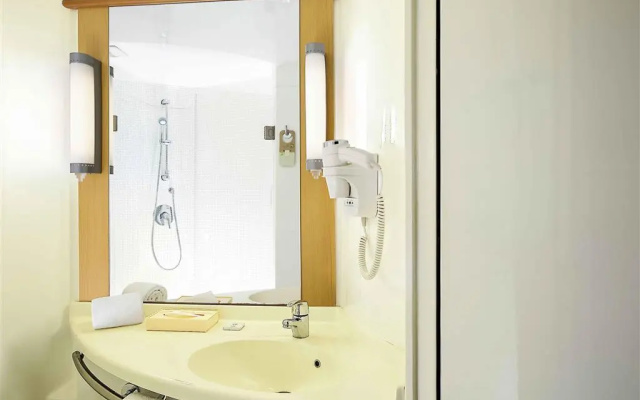 ibis Bengaluru Hosur Road Hotel