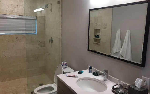 2 Bedroom Bungalow-Style Villa