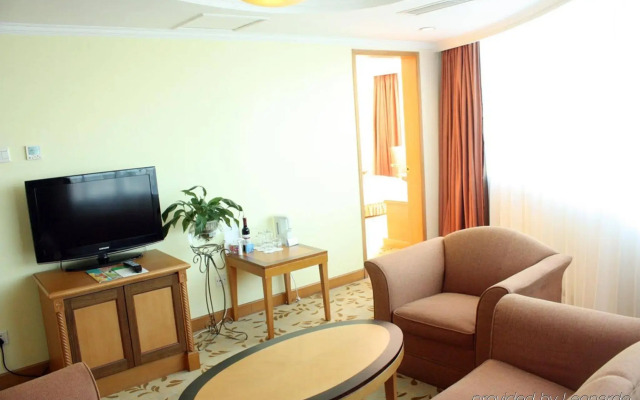 Holiday Inn Beijing Chang An West by IHG