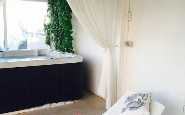 Suite Beach B&B and Club