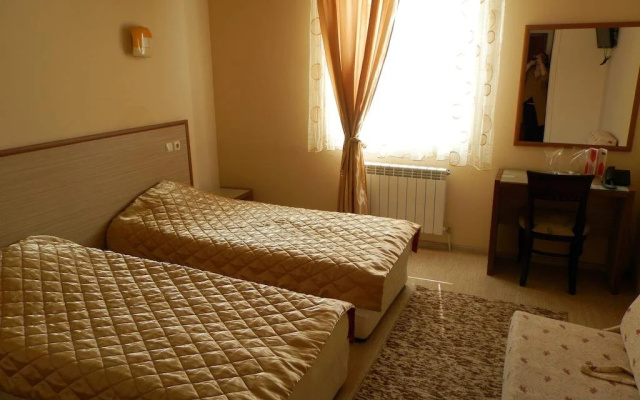 Elena Hotel