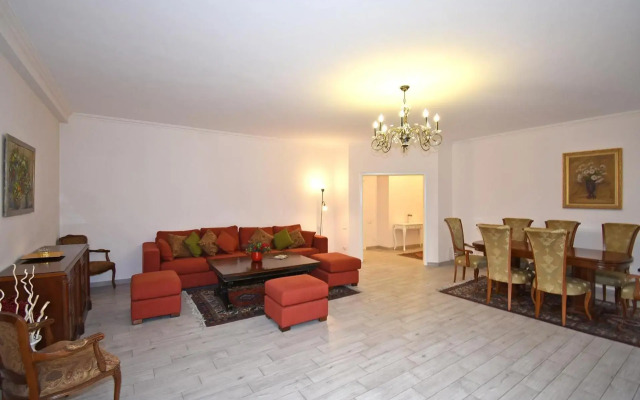 Aram street, 2 bedrooms LUXURY and UNIQUE apartment DI722