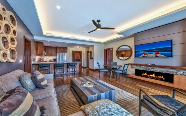 LuxuryÂ 4br  Steps From Heavenly Village & Gondola 4 Bedroom Condo by RedAwning
