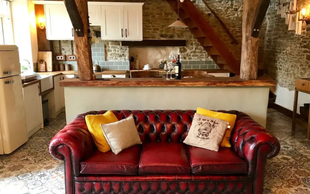 Glatigny Farmhouse