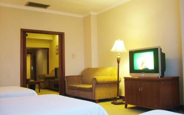 Xinhubin Hotel