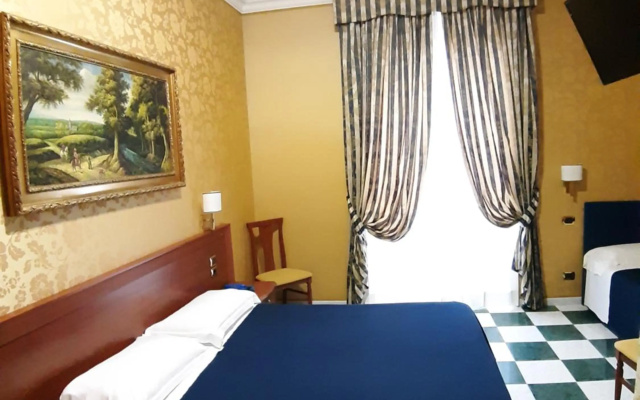 Mariano Hotel