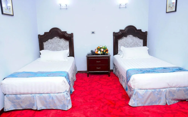 Ras Amba Hotel