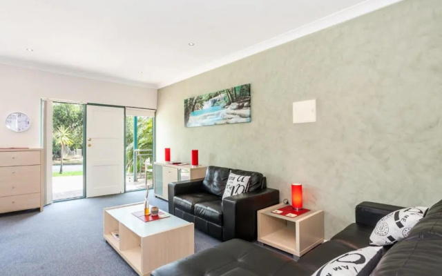 Anglesea River Apartments - 2 Bed Unit 2/4