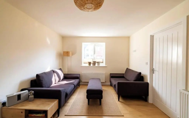 Number 27, Swanpool