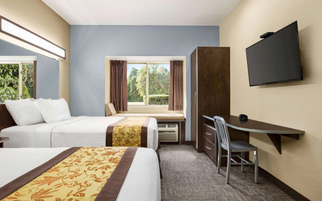 Microtel Inn & Suites by Wyndham Woodstock/Atlanta North