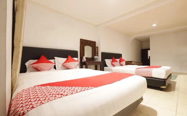 OYO 132 Anggrek Murni Residence