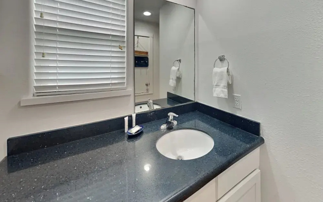Seacasa 18 by Silver Sands Vacation Rentals