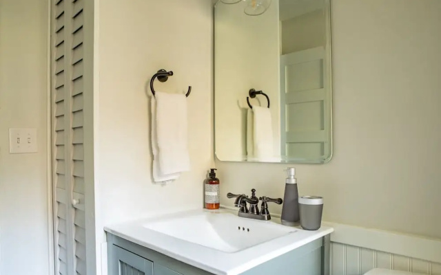 WanderJaunt - Sendero - 3BR - East MLK