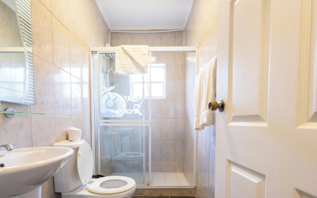 Delynne Boutique Hotel