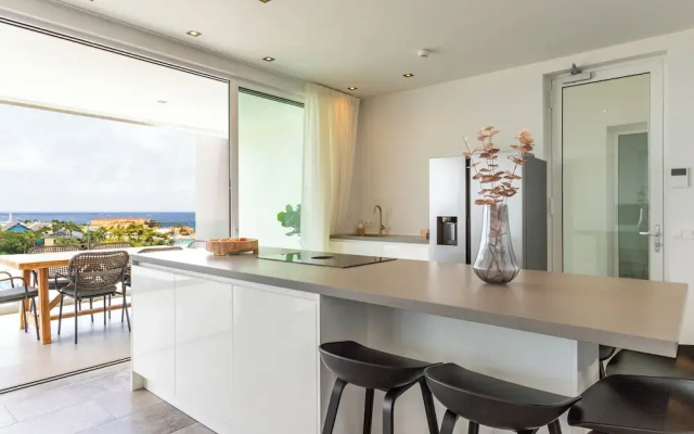 Mambo Beach Holiday Apartments