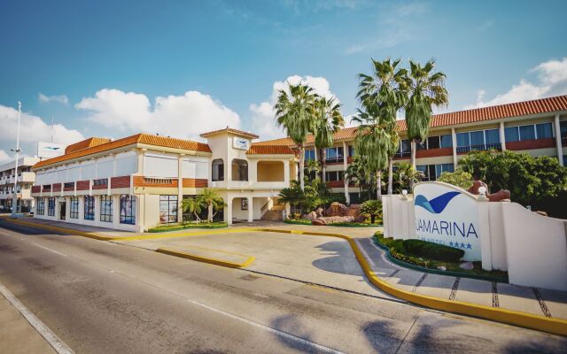 Aguamarina Hotel вид на фасад