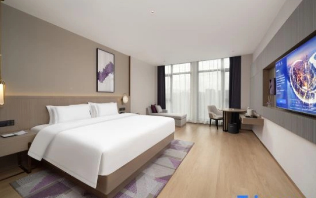 Lavande Hotel (Zhaotong Zhenxiong Hongxing International)