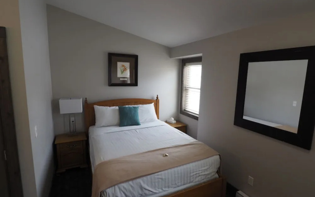 Apex Lodge - 2 Studio Bedroom 1 Bathroom Hotel Room