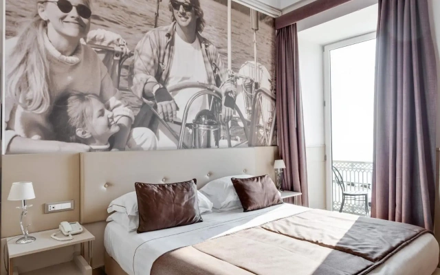 Partenope Relais