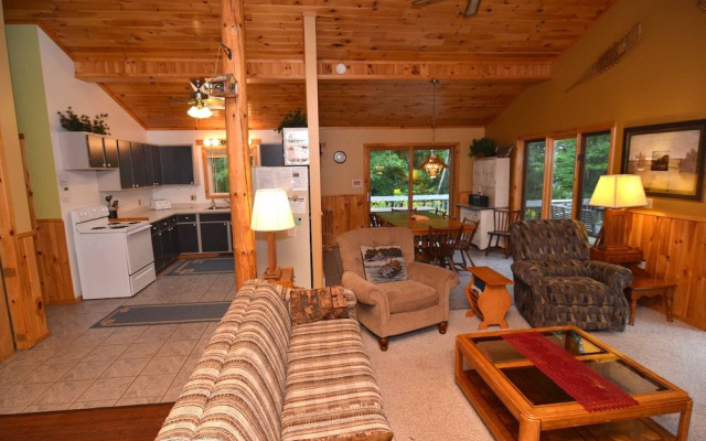 Pineview Condo