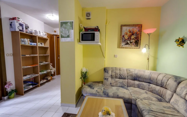 Rooms & Apartments Jana