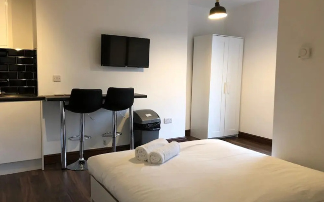 Double Bedroom Studio