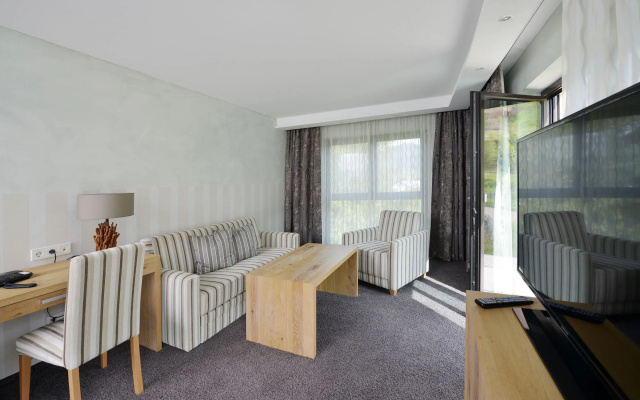 Hotel Rebenhof