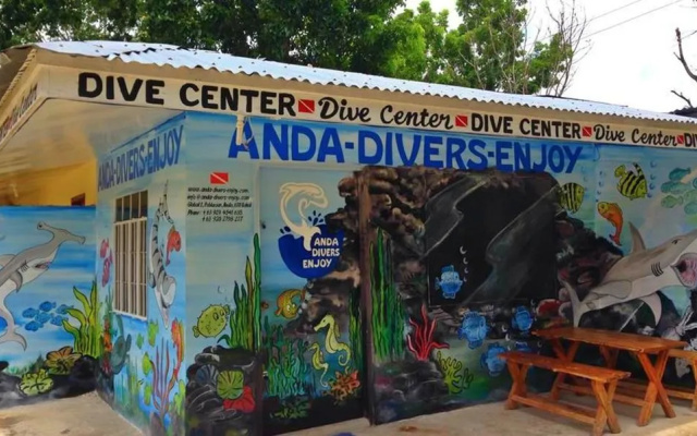 Bohol-Lahoy Dive & Beach Resort